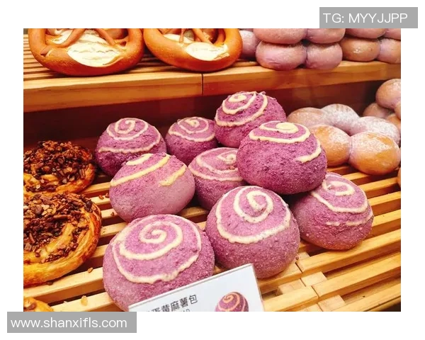 蛋糕与面包的美味碰撞：探索多样化的烘焙艺术与创新口感