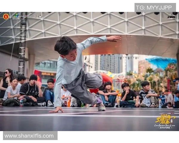 南京街舞队在世界滑板锦标赛中的技术表现分析与点评